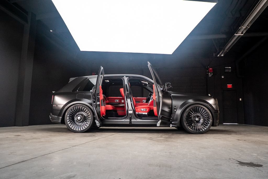 Used 2019 Rolls-Royce Cullinan AWD/4WD image 12