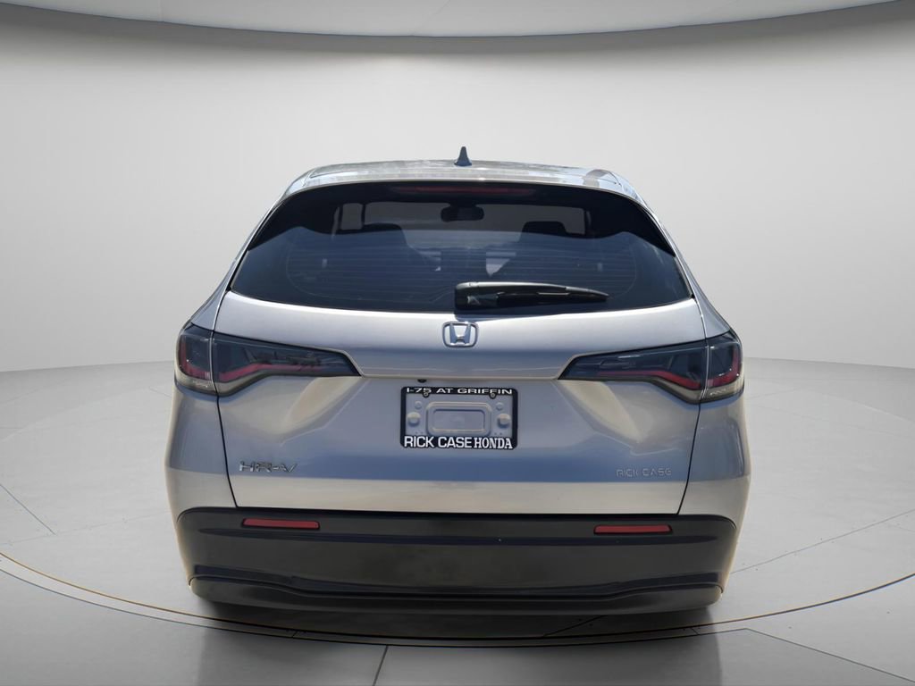 Certified 2023 Honda HR-V LX image 6