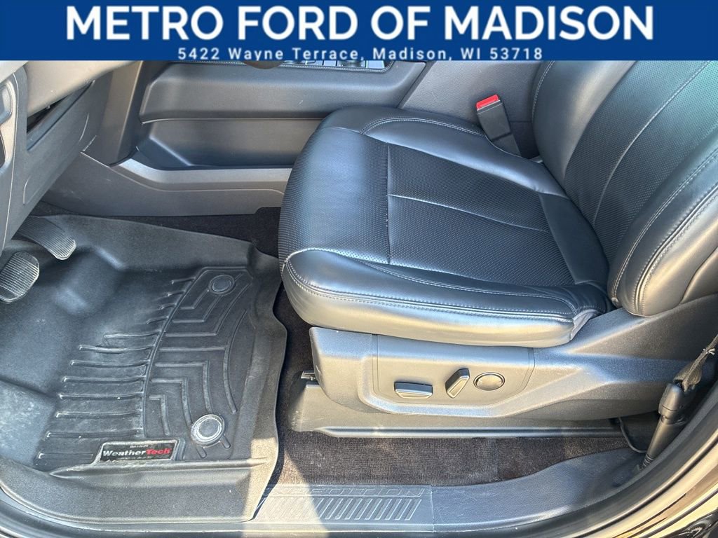 Used 2022 Ford Expedition XLT image 12