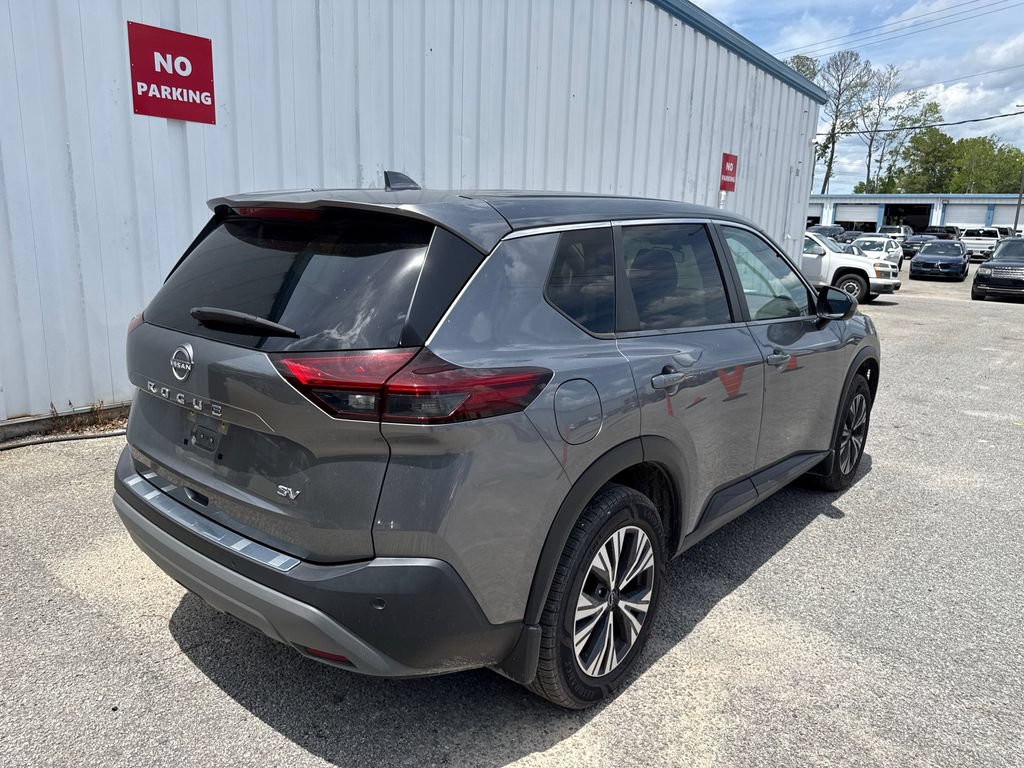Used 2023 Nissan Rogue SV FWD image 8