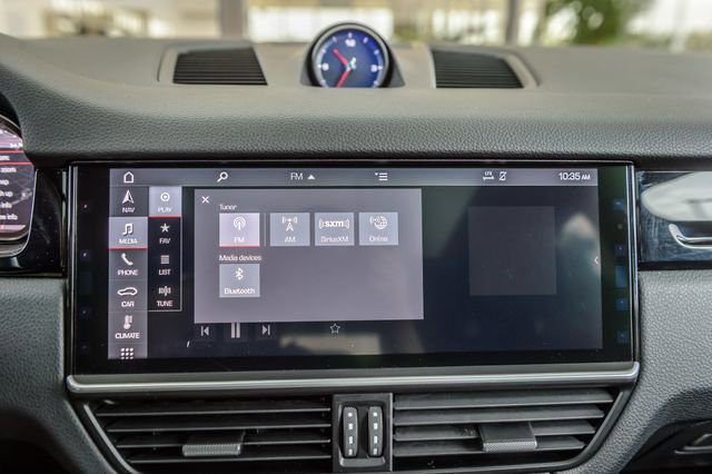 Used 2019 Porsche Cayenne image 22