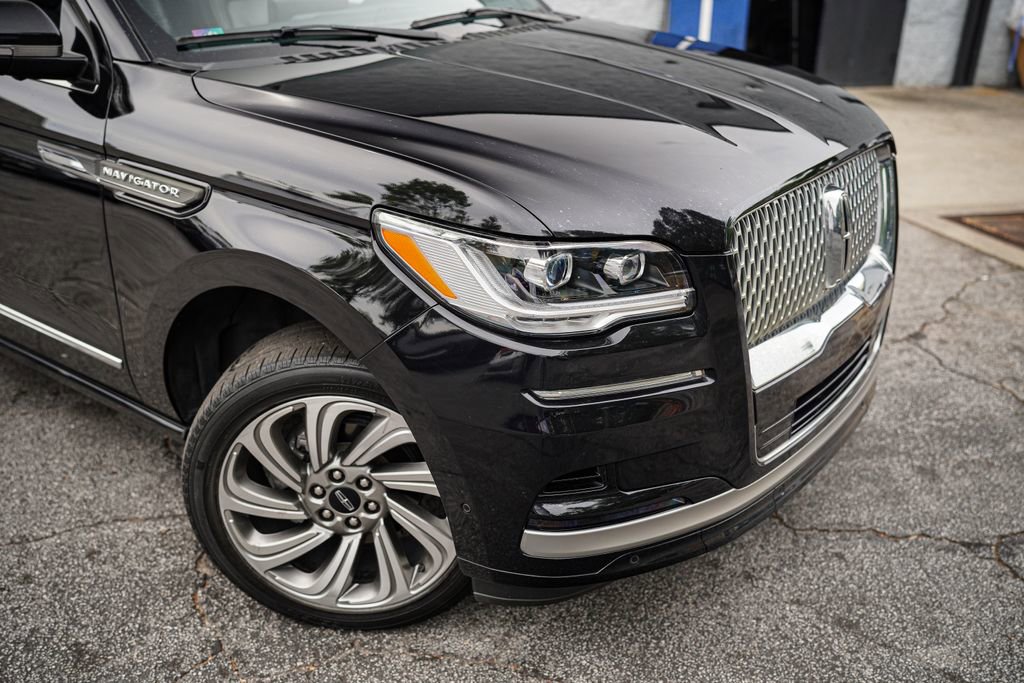 Used 2023 Lincoln Navigator Reserve RWD image 8
