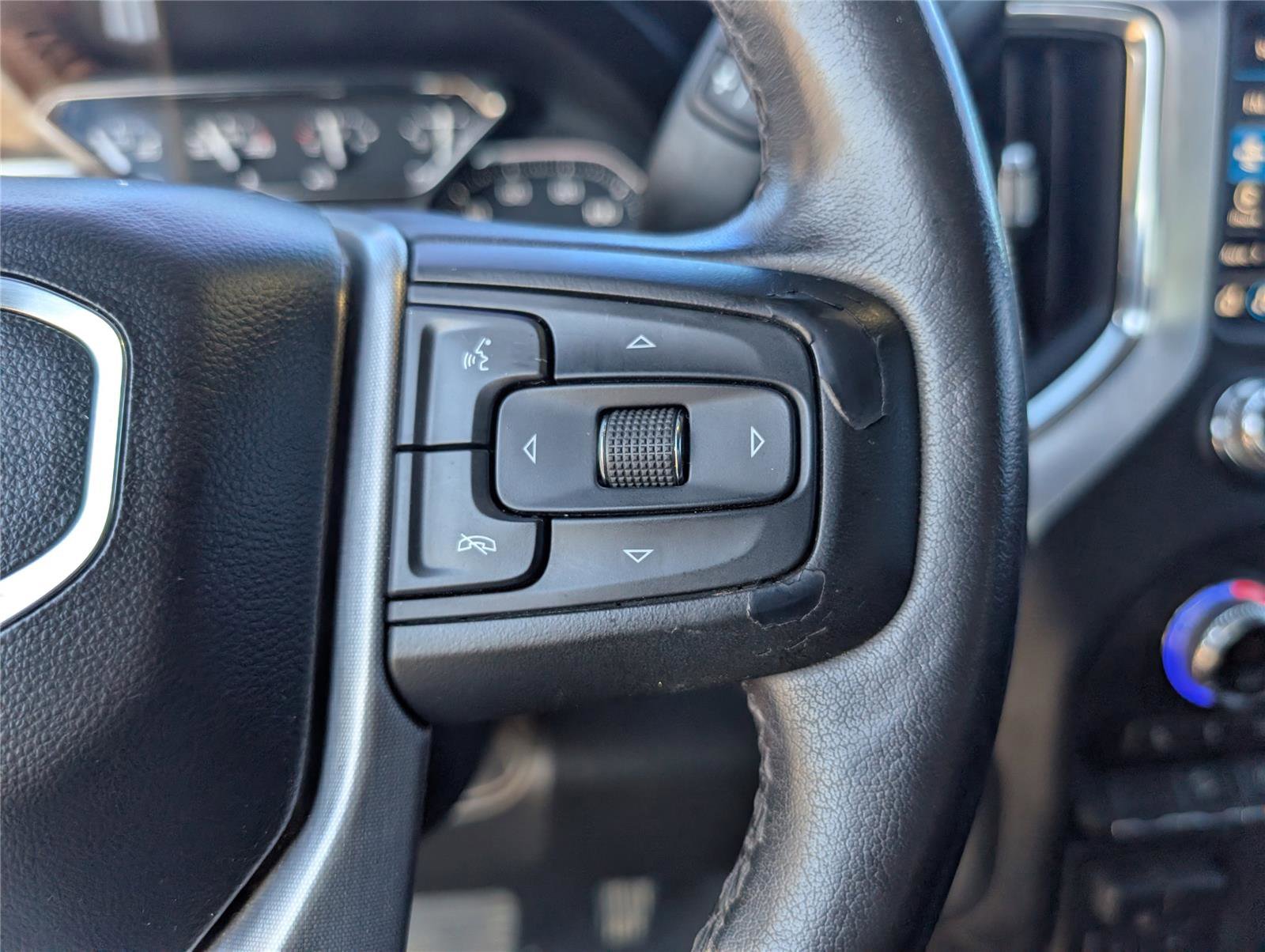 Used 2021 GMC Sierra 1500 SLT w/ SLT Premium Package image 27