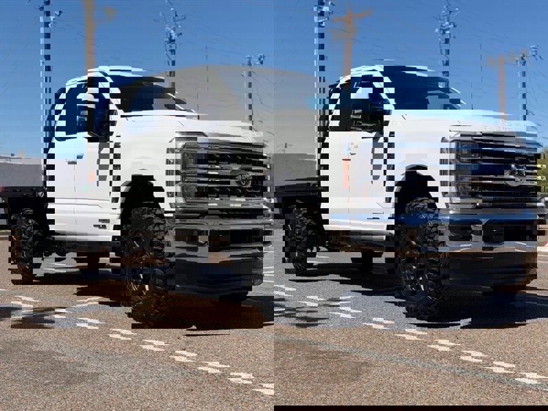 Used 2023 Ford F350 Lariat w/ Snow Plow/Camper Package image 1