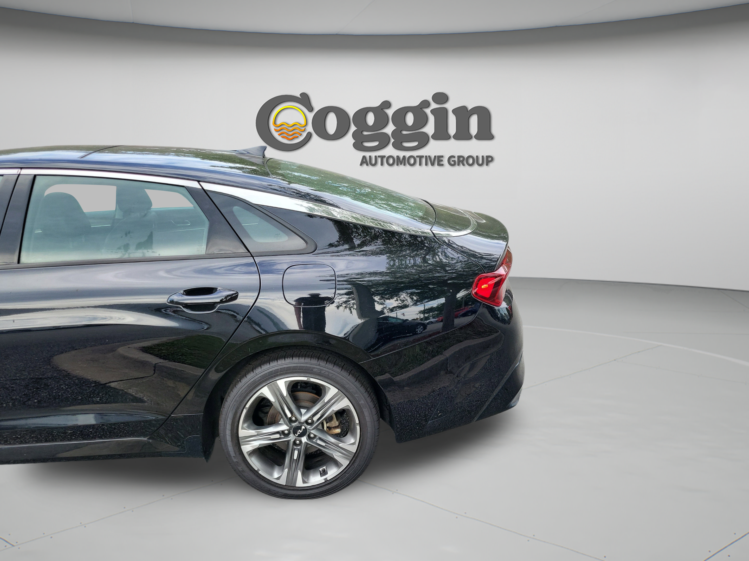 Used 2023 Kia K5 EX FWD image 29