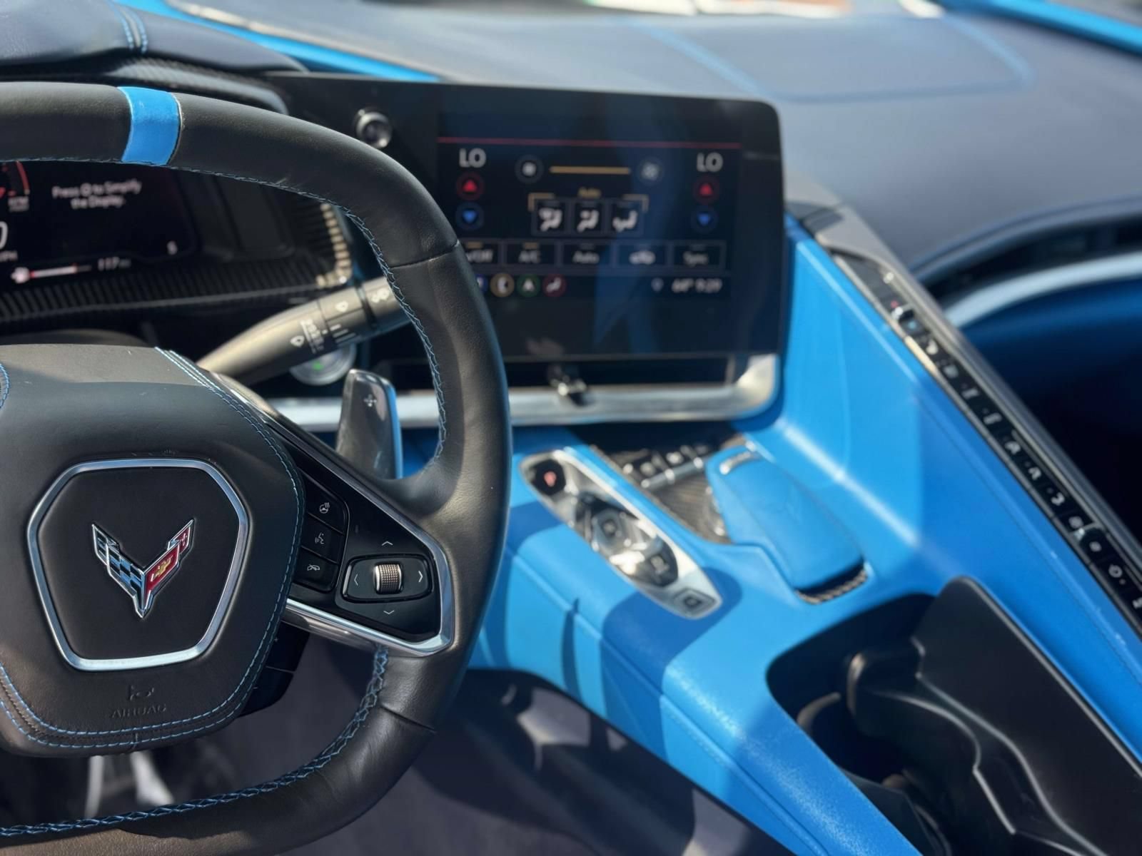 Used 2020 Chevrolet Corvette Stingray Premium Conv w/ 3LT Preferred Equipment Group RWD image 4
