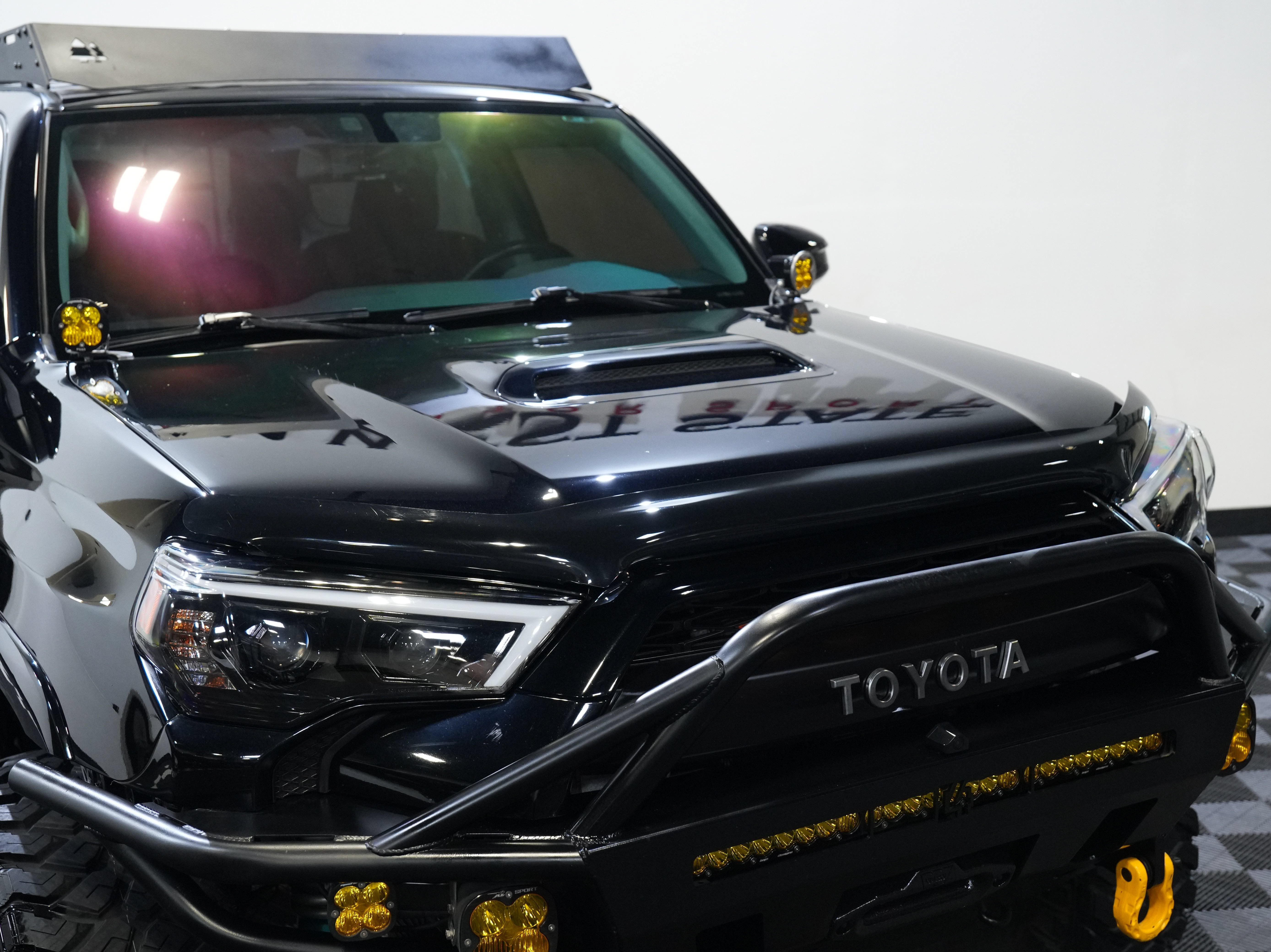 Used 2017 Toyota 4Runner TRD Off-Road AWD/4WD image 12