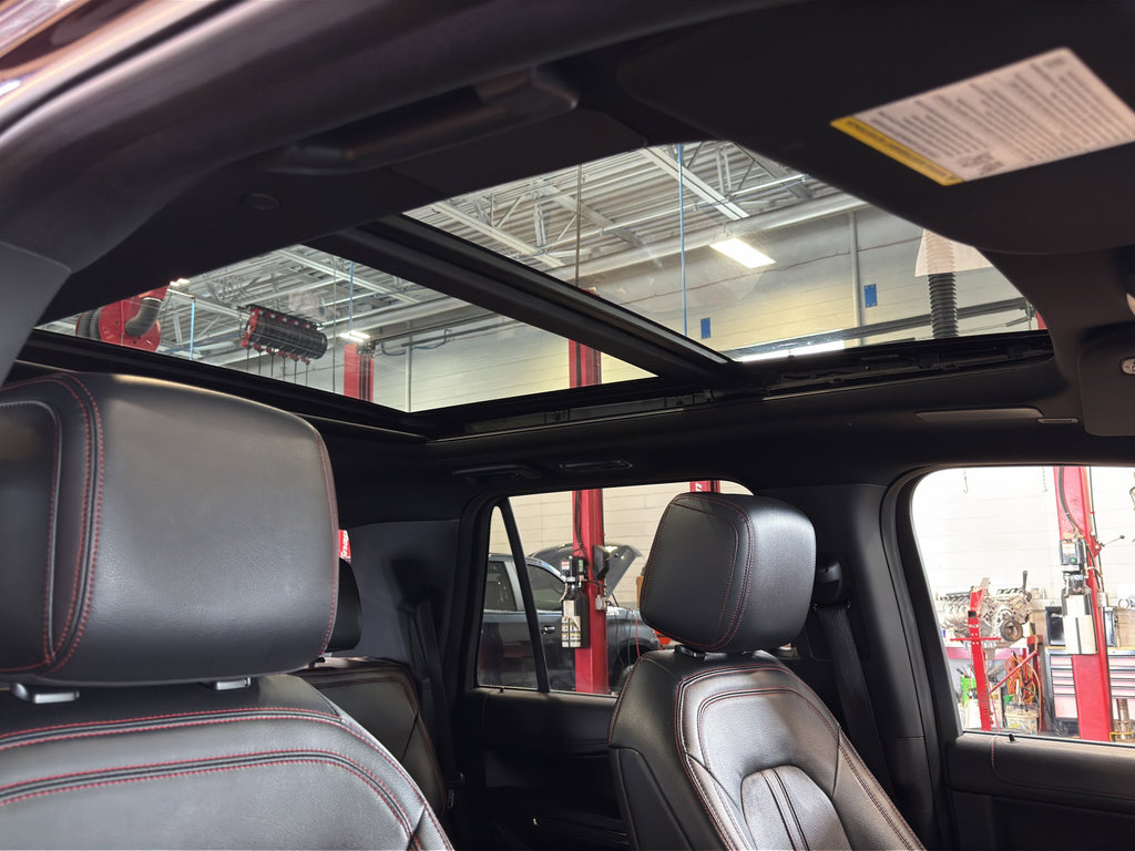 Used 2023 Ford Expedition Limited AWD/4WD image 31