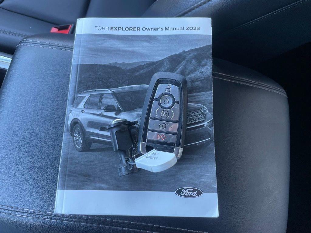 Used 2023 Ford Explorer XLT w/ Equipment Group 202A image 47