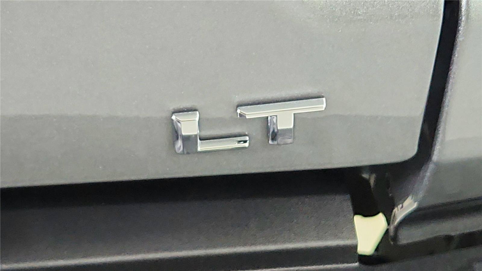 Used 2023 Chevrolet Colorado LT w/ LT Convenience Package II RWD image 36