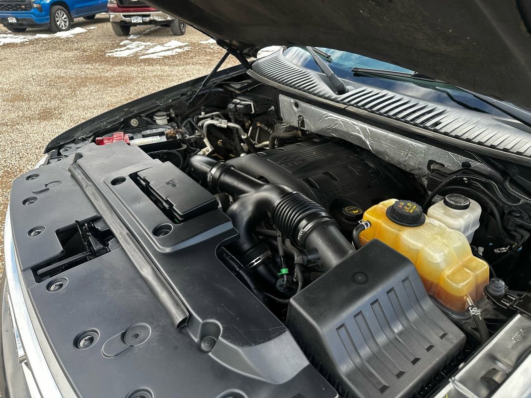 Used 2015 Ford Expedition Limited w/ Equipment Group 301A image 35