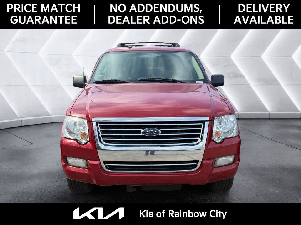 Used 2010 Ford Explorer XLT image 2