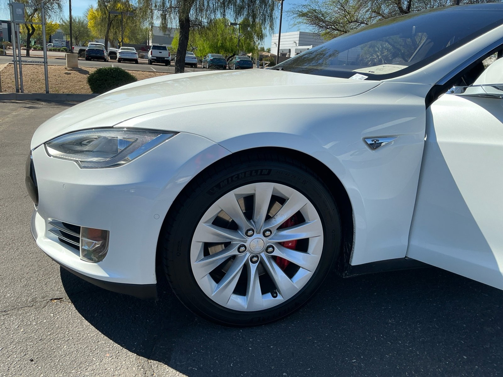 Used 2016 Tesla Model S P90D image 25