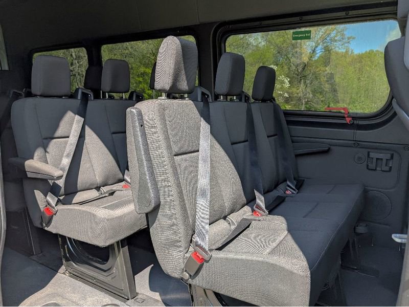 Used 2022 Mercedes-Benz Metris image 13