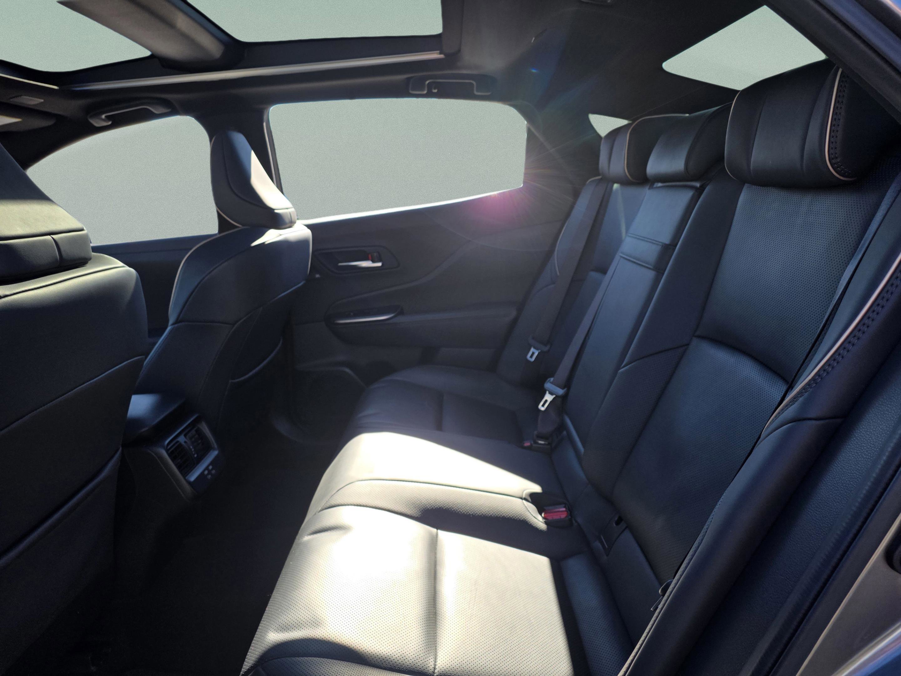 Used 2023 Toyota Crown Platinum image 15