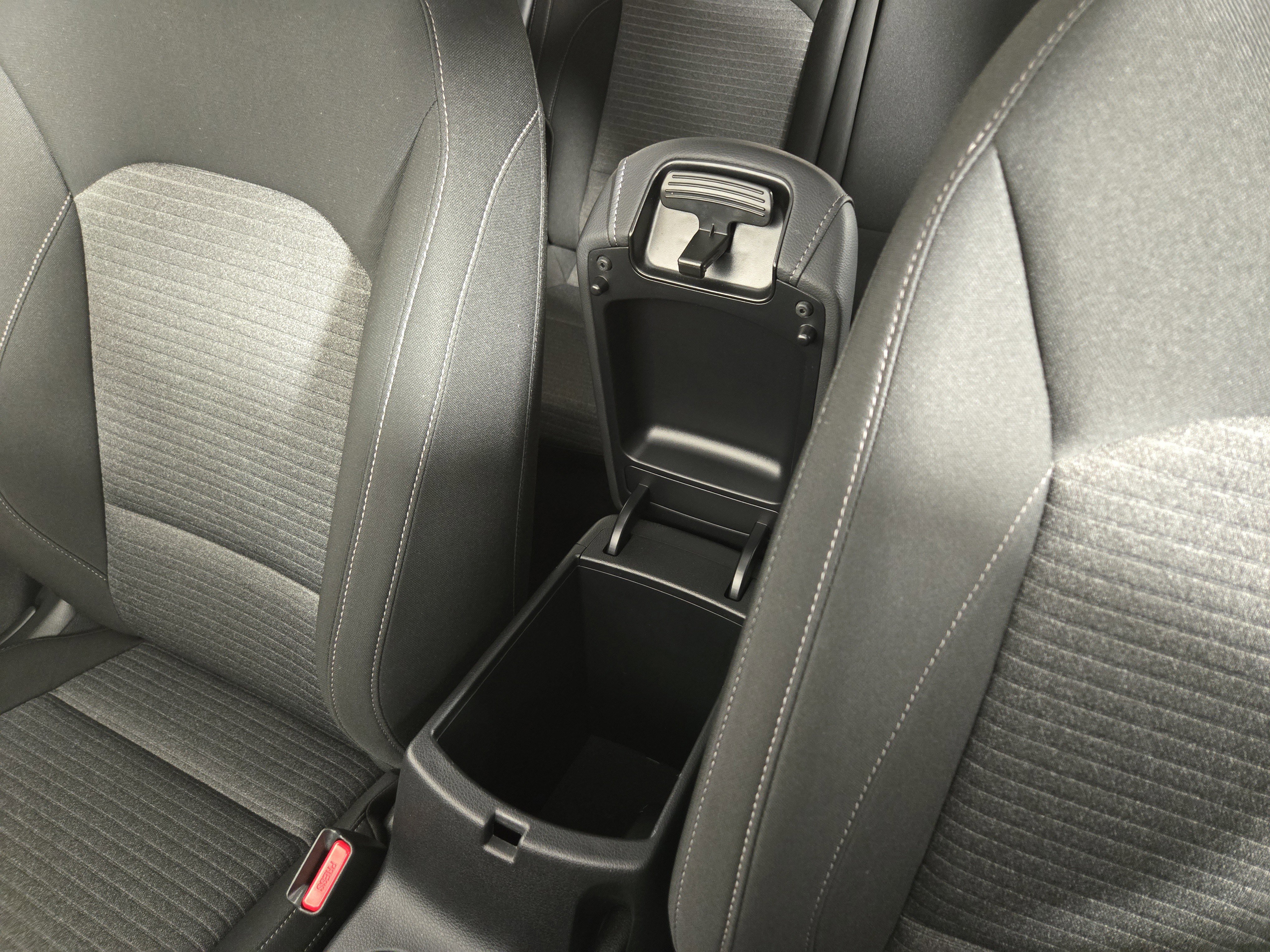 Used 2025 Kia Soul EX image 29