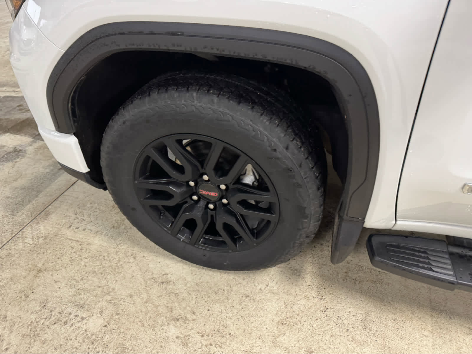 Certified 2024 GMC Sierra 1500 Elevation w/ Preferred Package image 10