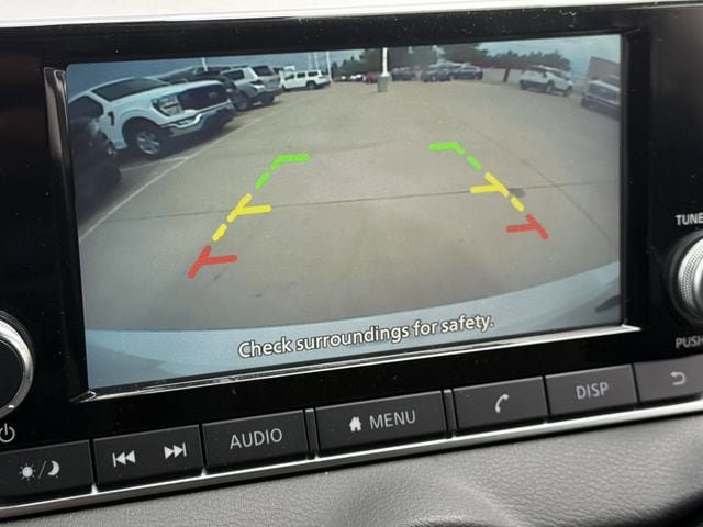 Used 2020 Nissan Sentra S FWD image 17