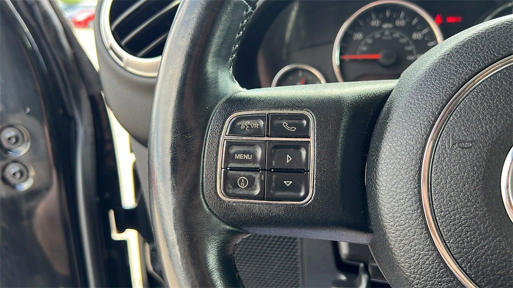 Used 2014 Jeep Wrangler Unlimited Rubicon w/ Dual Top Group image 16