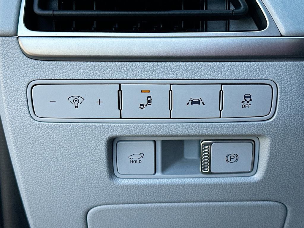 Used 2022 Hyundai Palisade SEL w/ Convenience Package image 11