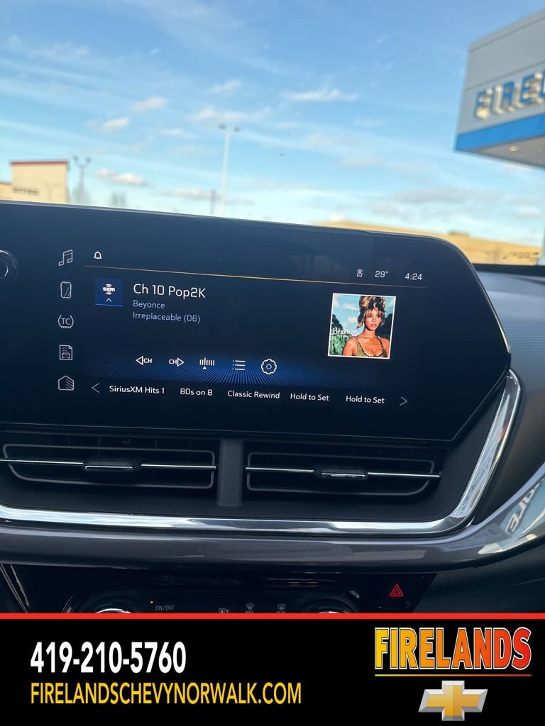 New 2026 Chevrolet Trax ACTIV w/ Sunroof Package image 71