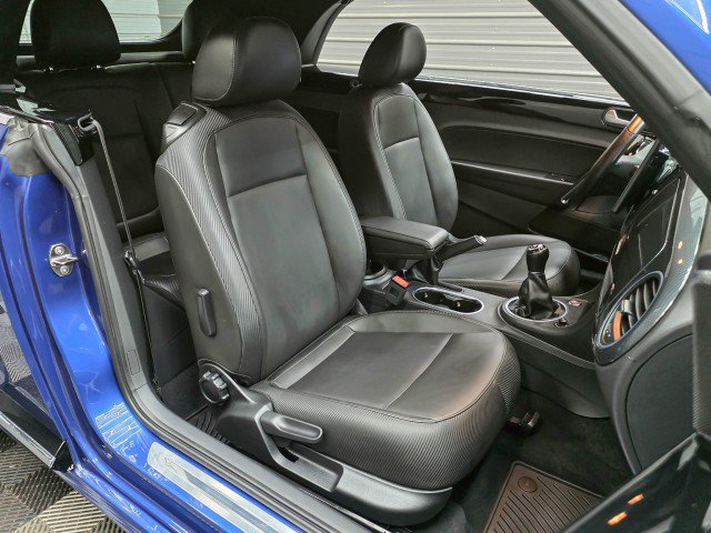 Used 2014 Volkswagen Beetle R-Line FWD image 16