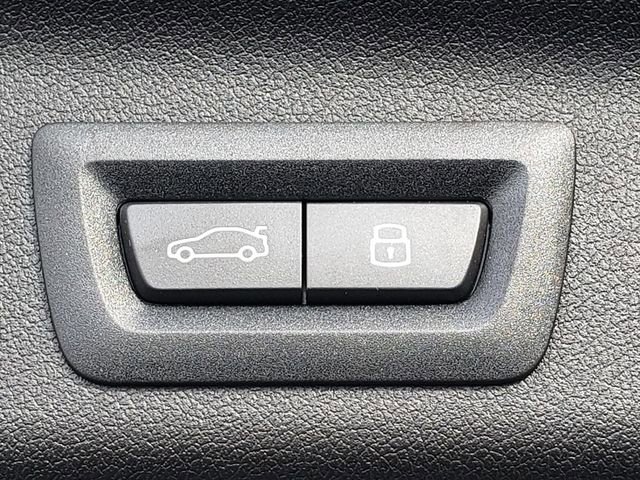 New 2026 BMW 330i xDrive Sedan w/ Premium Package image 6