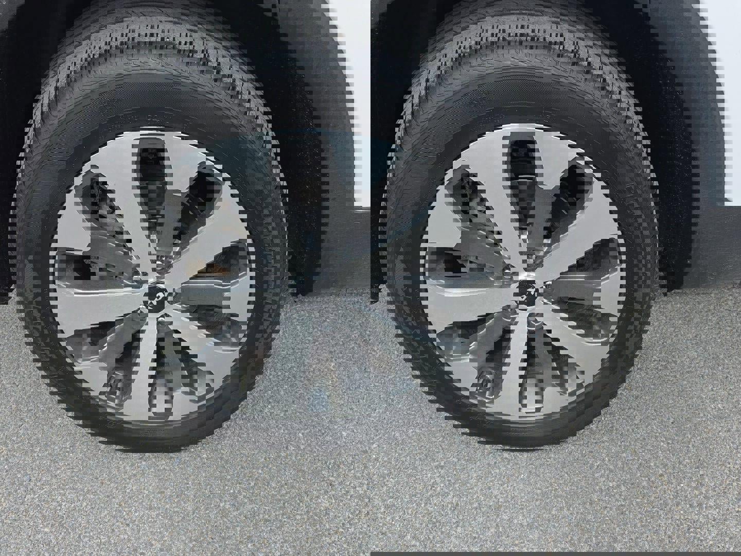 Certified 2022 Kia Telluride S image 6