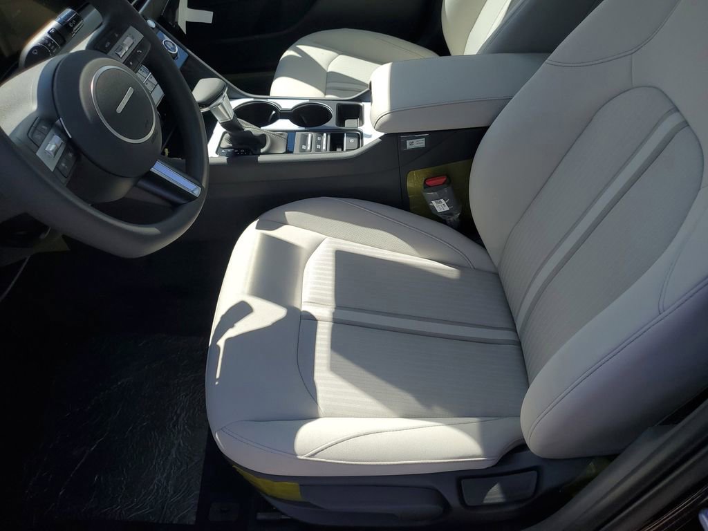 New 2025 Hyundai Sonata SE image 18