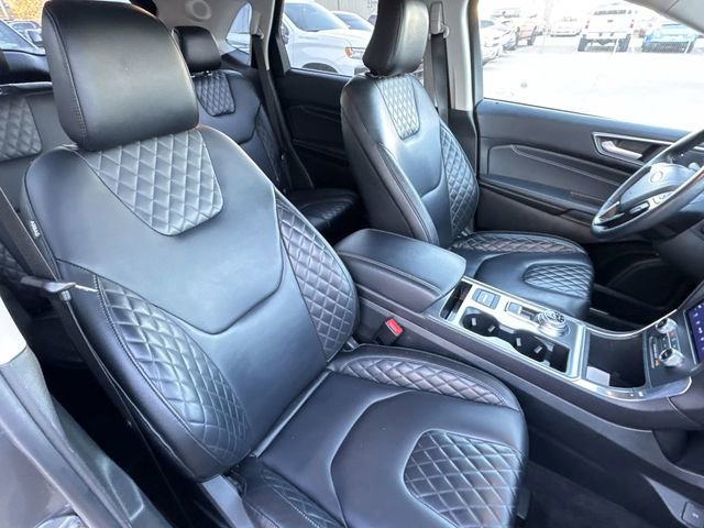 Used 2024 Ford Edge Titanium image 26