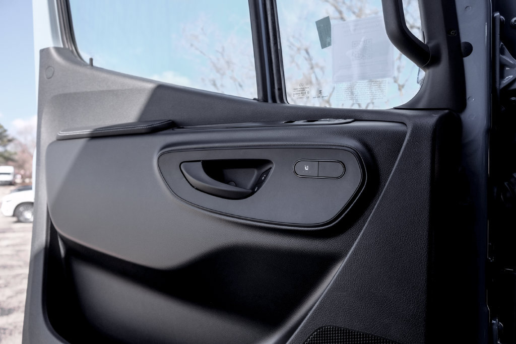 New 2026 Mercedes-Benz Sprinter 2500 image 14