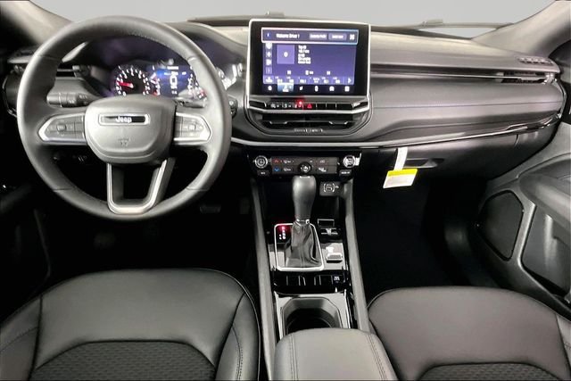 New 2026 Jeep Compass Latitude AWD/4WD image 6