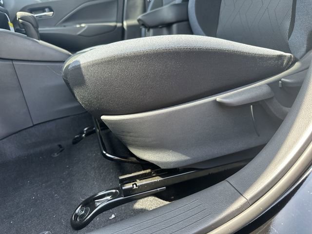 New 2025 Nissan Versa SV w/ Trunk Package image 26