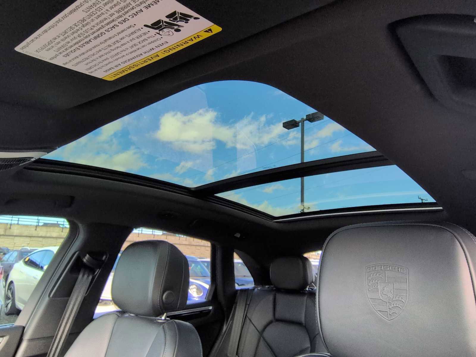 Used 2023 Porsche Macan Turbo image 20