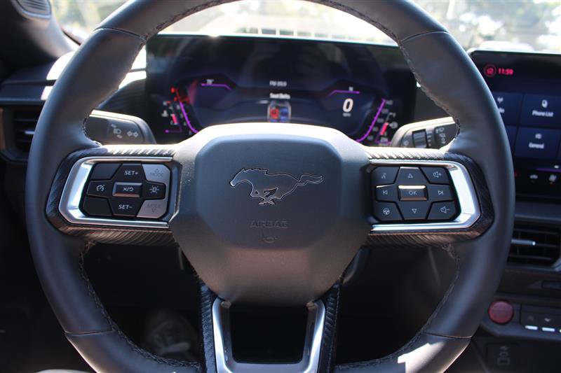 Used 2025 Ford Mustang Coupe RWD image 14