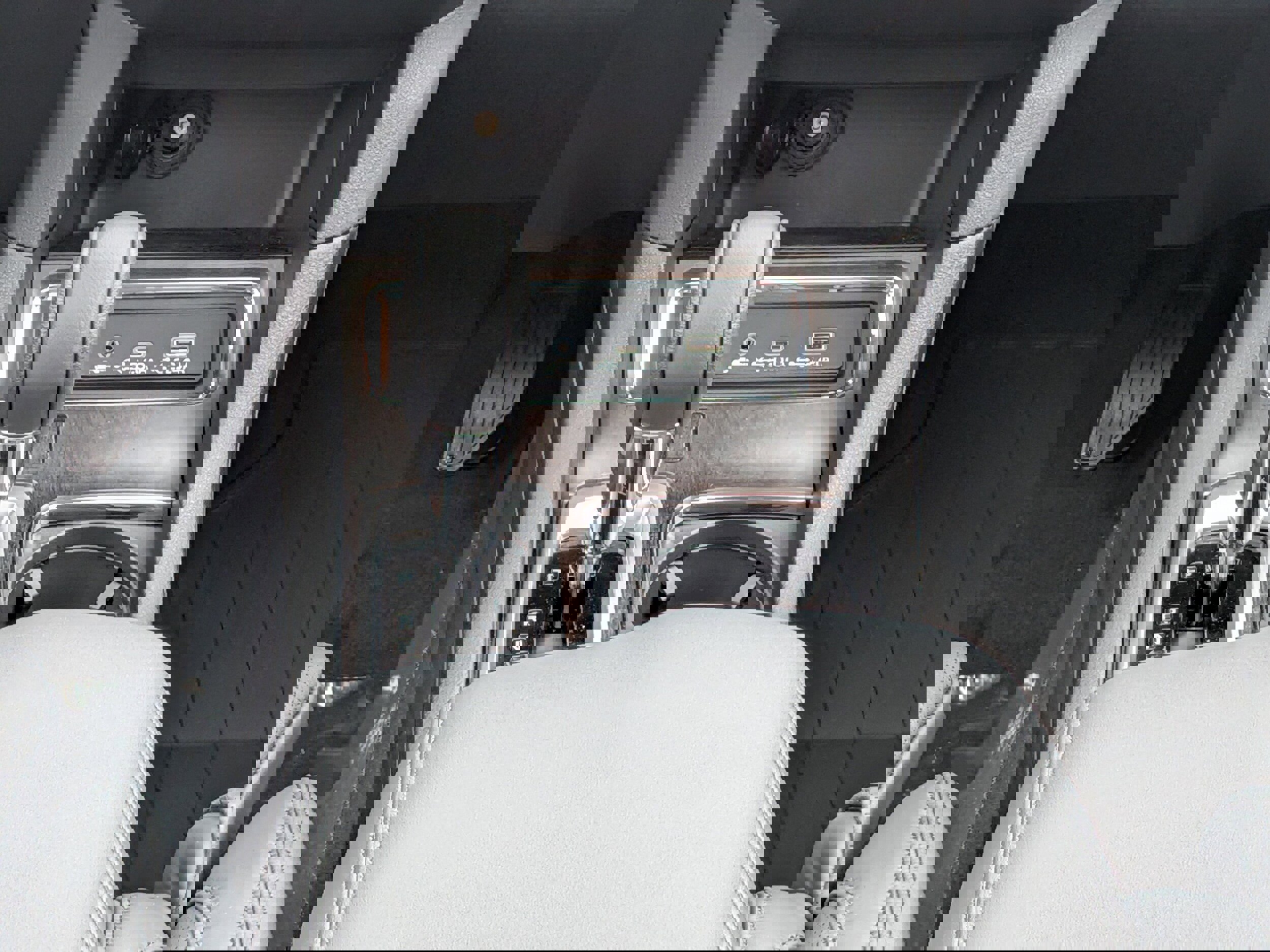 New 2026 Subaru Ascent Touring w/ Popular Package #2 image 19