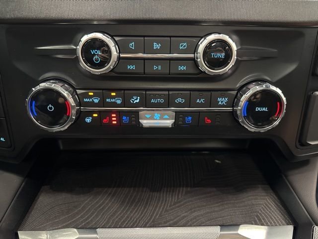 Used 2024 Ford F250 Platinum image 55