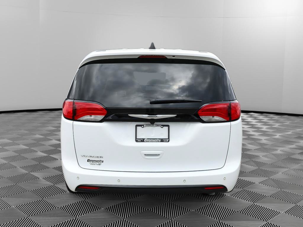 New 2026 Chrysler Voyager LX FWD image 6