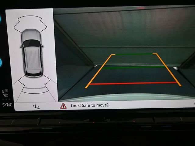 New 2026 Volkswagen Atlas Cross Sport SE image 3