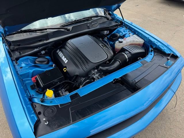 Used 2023 Dodge Challenger R/T w/ Performance Handling Group image 26