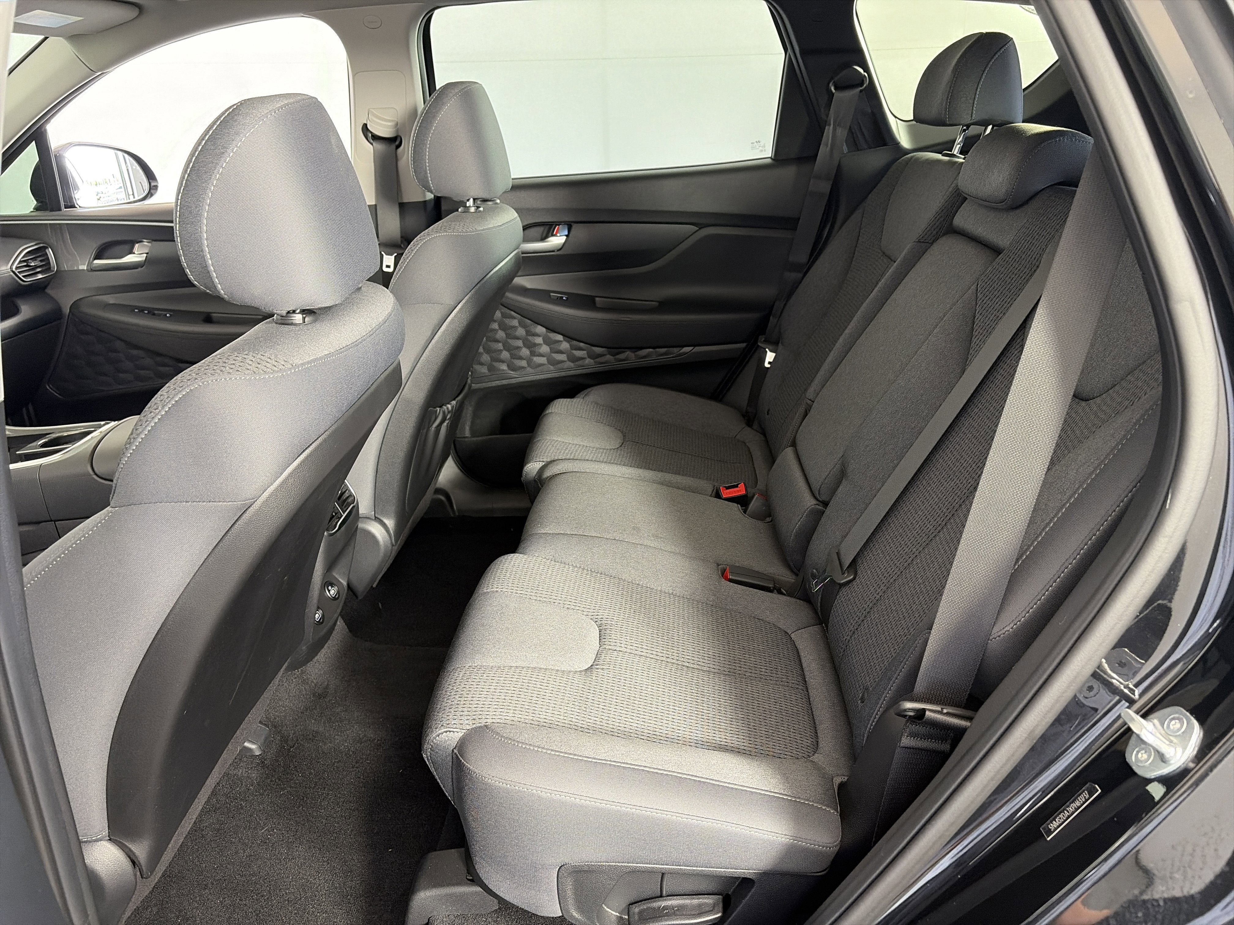 Certified 2023 Hyundai Santa Fe SEL AWD/4WD image 7
