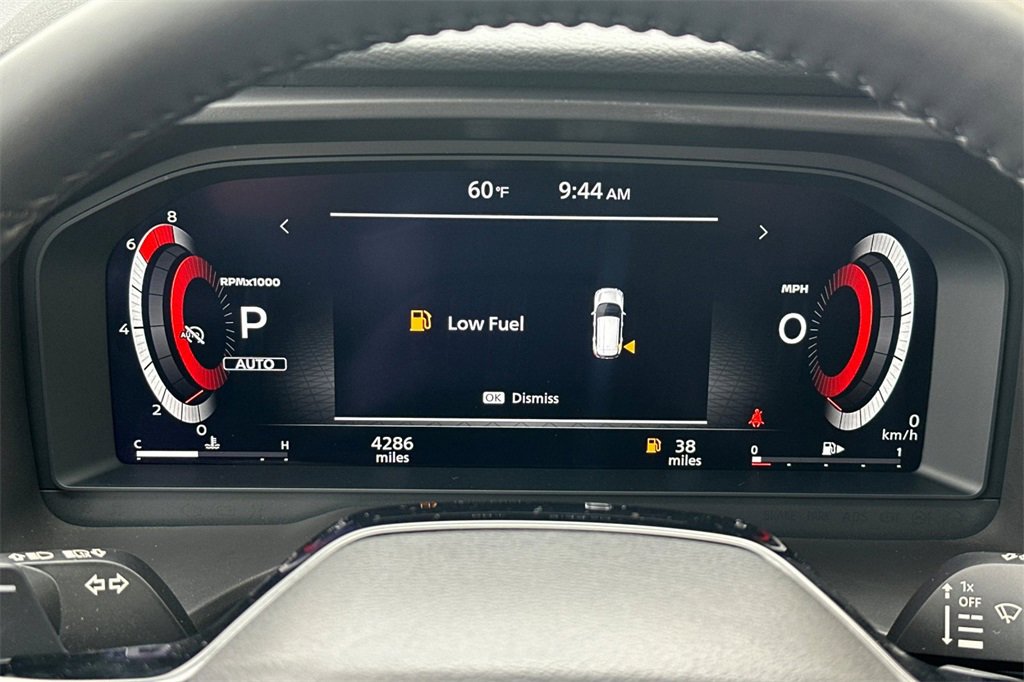 Used 2025 Nissan Rogue SL image 30