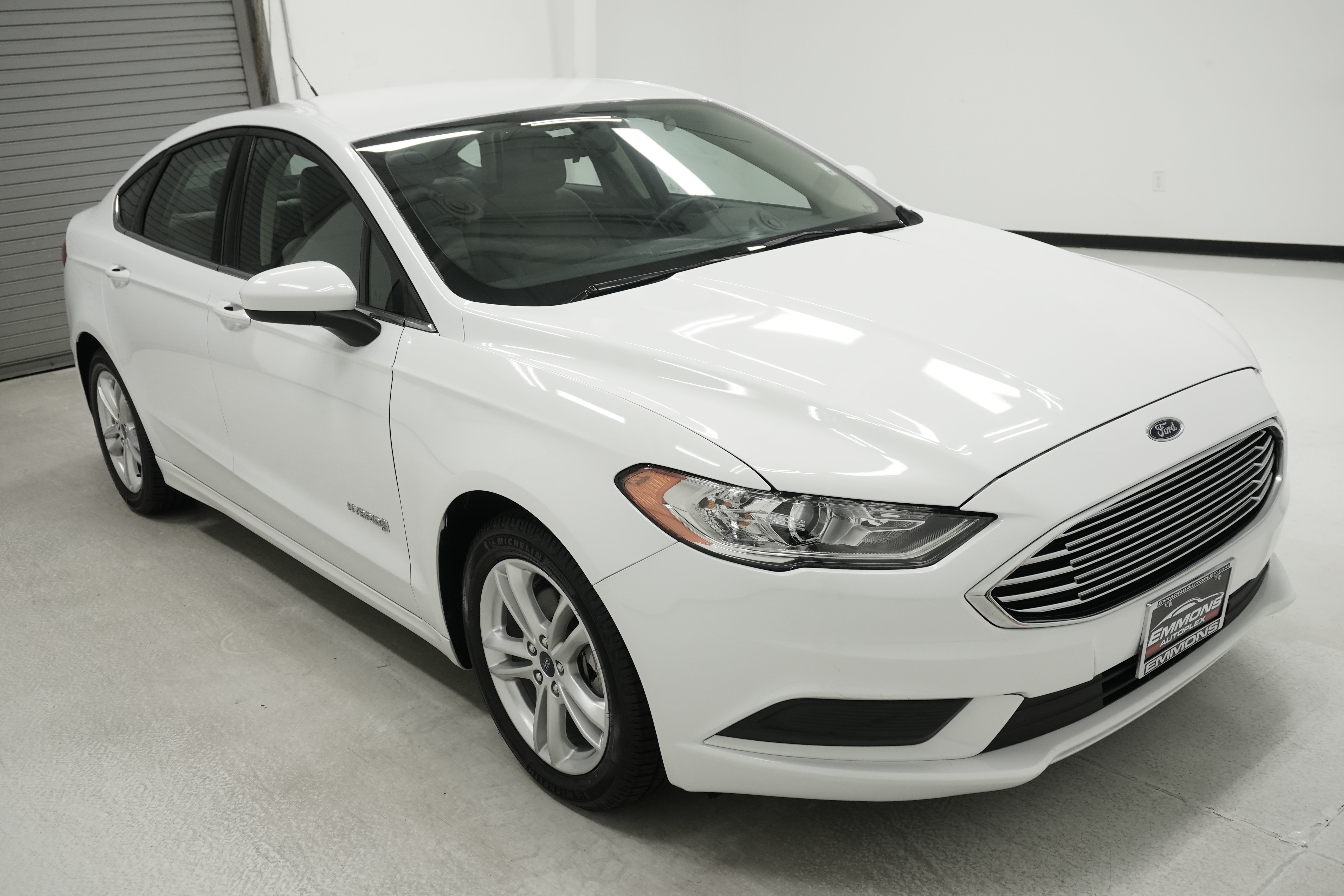 Used 2018 Ford Fusion S FWD image 3