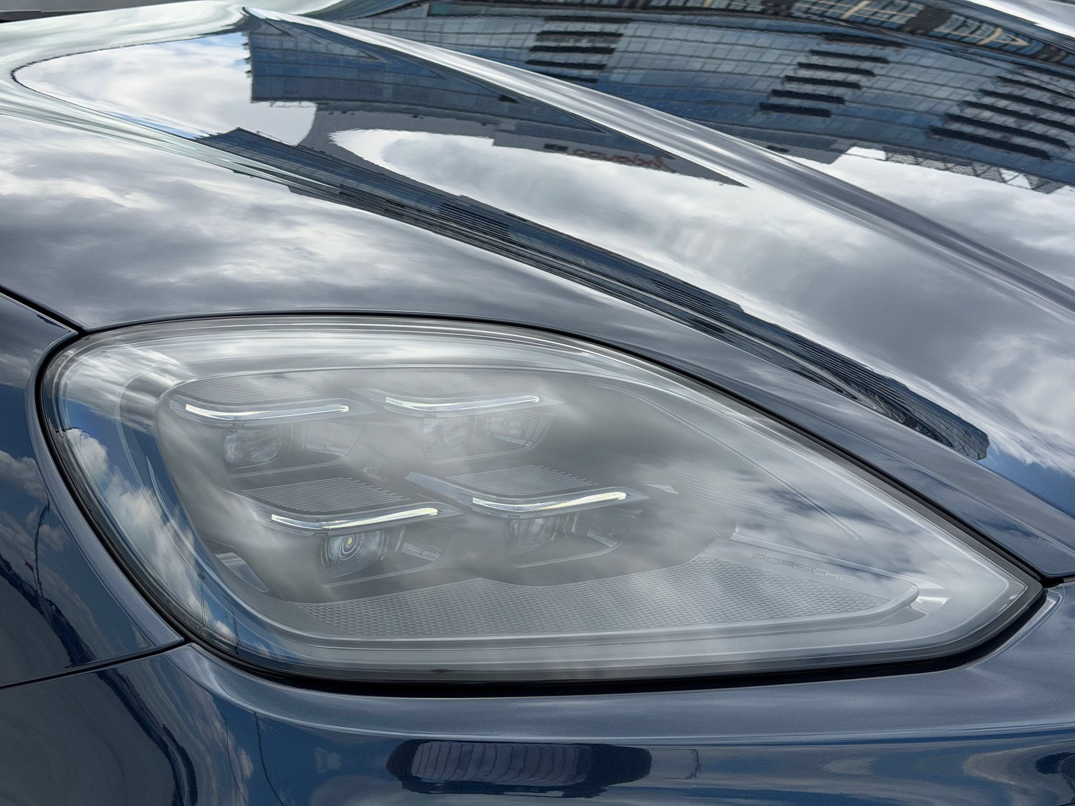 Certified 2026 Porsche Cayenne GTS AWD/4WD image 12