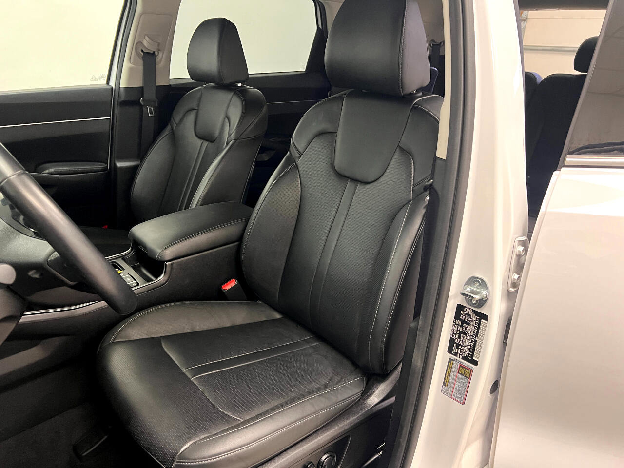 Used 2024 Kia Sorento S image 20