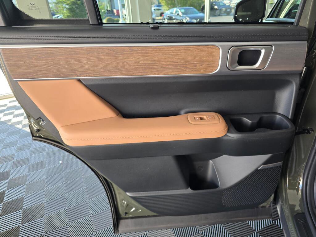 New 2026 Hyundai Santa Fe Limited AWD/4WD image 35