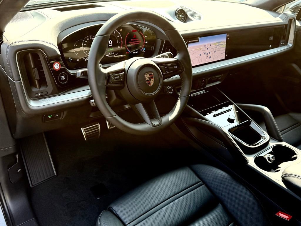 New 2026 Porsche Cayenne S image 4