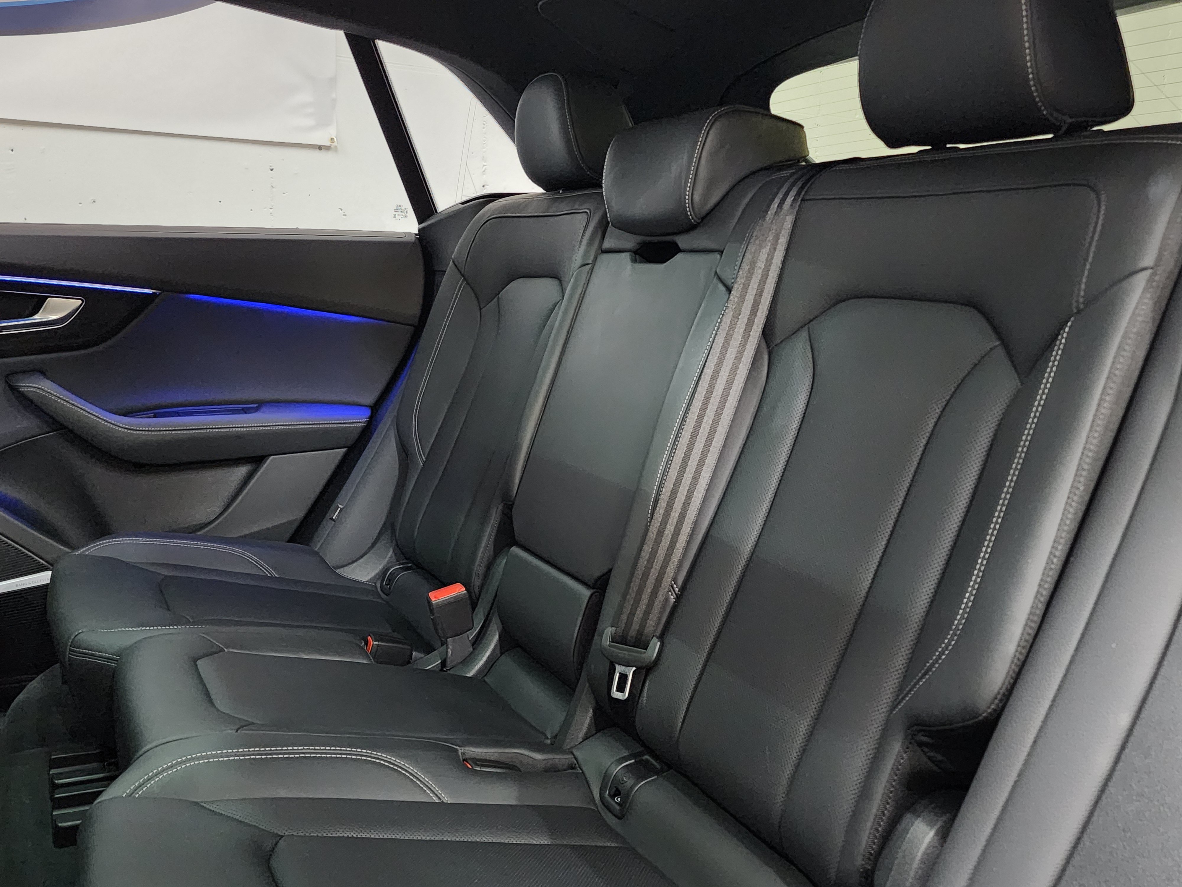 Used 2025 Audi Q8 Prestige AWD/4WD image 18
