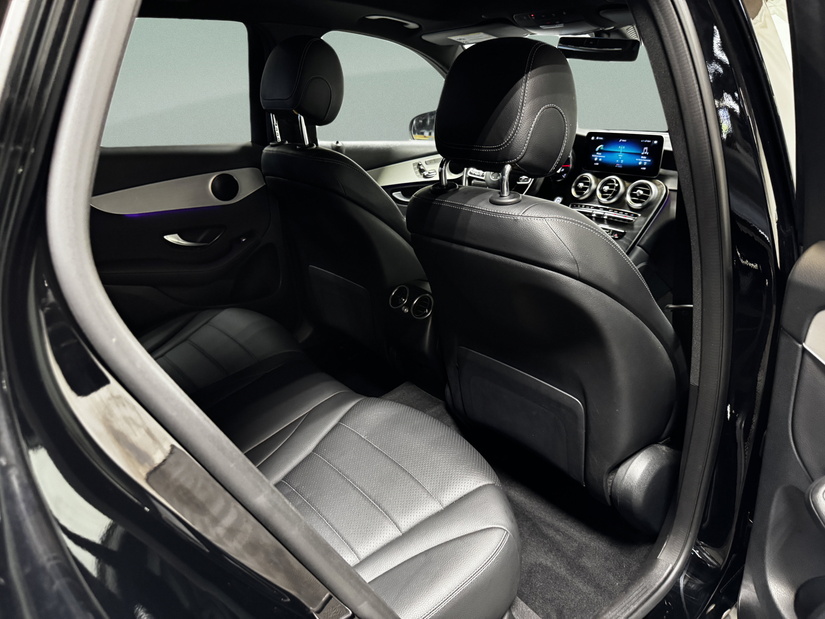 Used 2021 Mercedes-Benz GLC 300 image 12