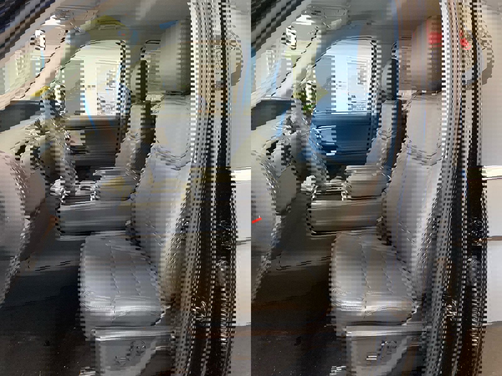 New 2026 Ford Expedition Max Active image 27